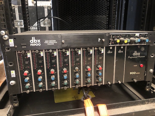DBX 900 Series Compressor & EQ Rack